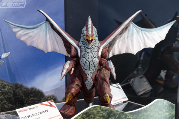 S.H.Figuarts 美尔巴