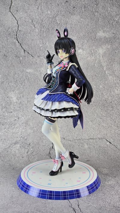 彩虹社 月之美兔