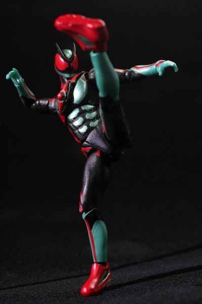 S.H.Figuarts 假面骑士ZZZ 肌体冲击