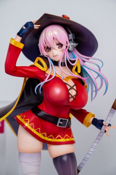 超级索尼子 惠惠服装