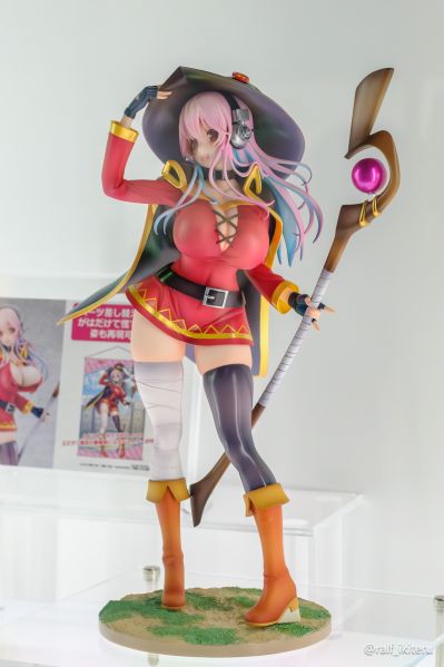 超级索尼子 惠惠服装