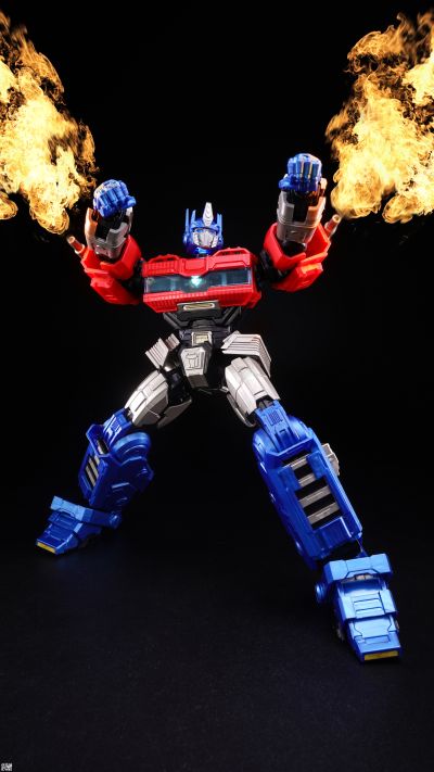 布鲁可变形金刚传奇版 起源擎天柱/奥利安·派克斯