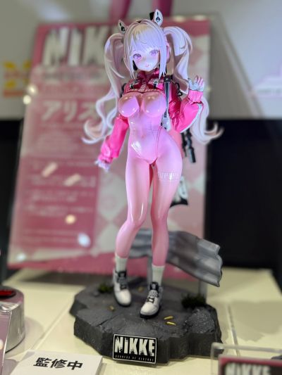 胜利女神：新的希望 爱丽丝 塑料模型套件