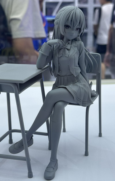 不时用俄语小声说真心话的邻桌艾莉同学 周防有希