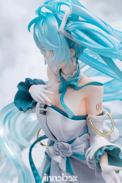 初音未来-云中曲