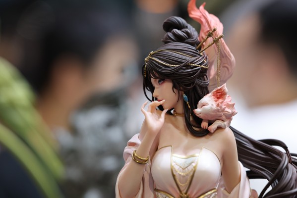 和平精英 圣域龙灵 瑞拉