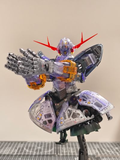 RG  1/144  高达基地专属商品 吉恩号[透明配色]