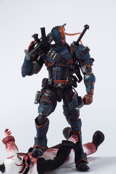 1/12成品可动人偶《蝙蝠侠：阿卡姆骑士》丧钟