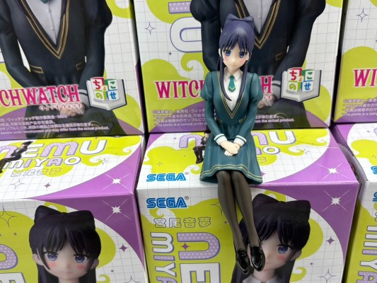 魔女与使魔动画版 小坐系列奖品人偶“宫尾音梦”