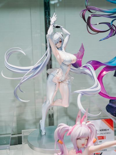 S.K.P 胜利女神：新的希望 爱丽丝：仙境兔女郎