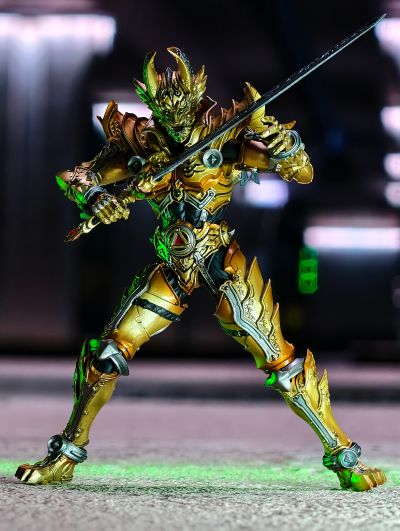 魔戒可动 牙狼 黄金骑士 牙狼（冴岛钢牙）