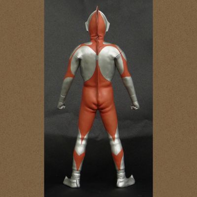 大怪兽系列 真的杰作系列 奥特曼B型 站立姿势 少年Ric限定商品