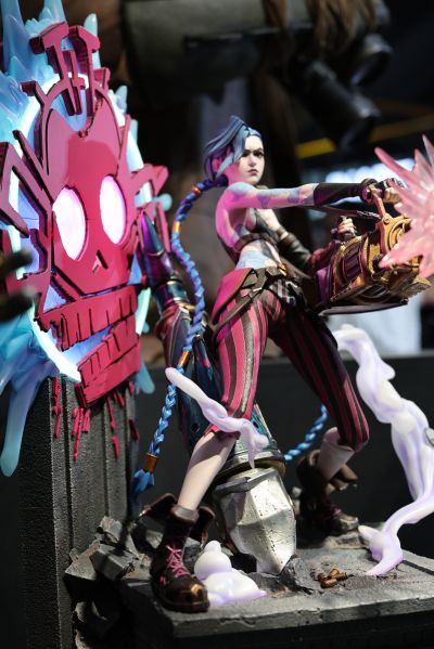 英雄联盟 双城之战 蔚 1/4全身像