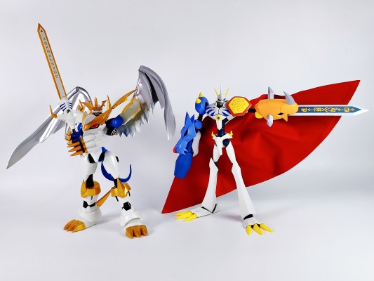 S.H.Figuarts 帝皇龙甲兽（圣骑士形态）