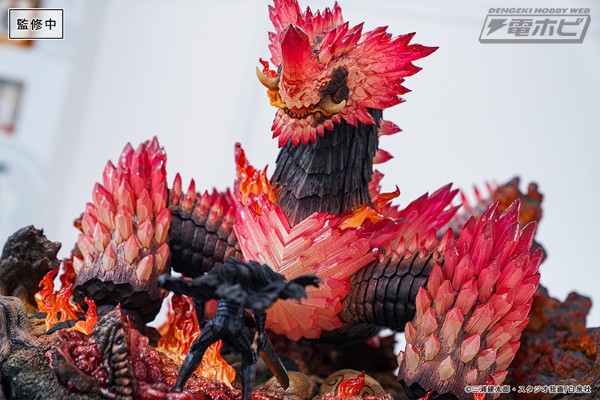 Ultimate Diorama Masterline 剑风传奇 格斯 vs 古伦贝鲁多（使徒形态）