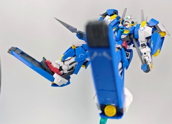 RG 雪崩型能天使高达冲击装