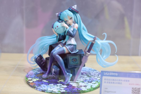 Lucrea 高达45周年×初音未来 初音未来×高达00
