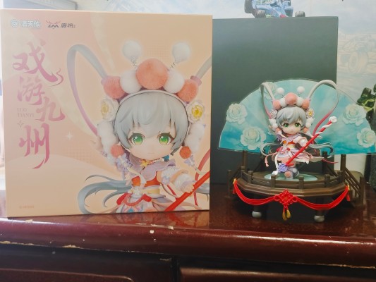 洛天依 戏游九州 Q版手办