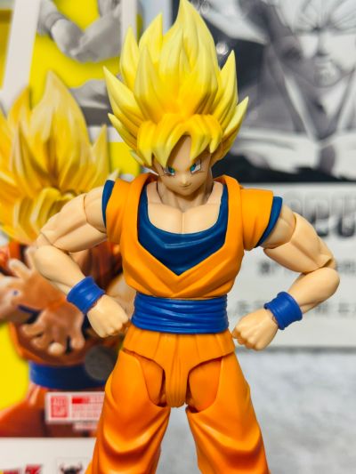 S.H.Figuarts 超级赛亚人孙悟空〈决战开幕〉