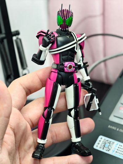 S.H.Figuarts 假面骑士雷杰德