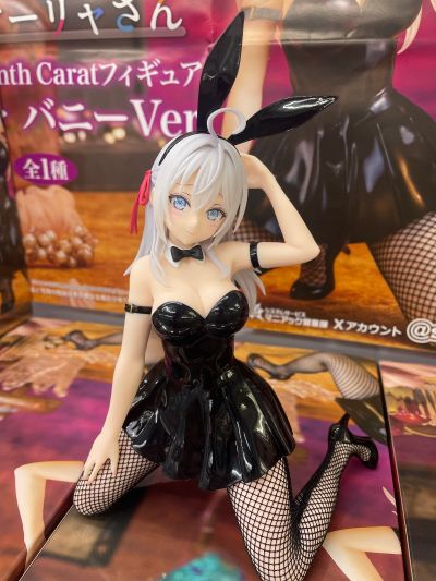 One-Seventh Carat 不时用俄语小声说真心话的邻桌艾莉同学 艾莉 兔女郎