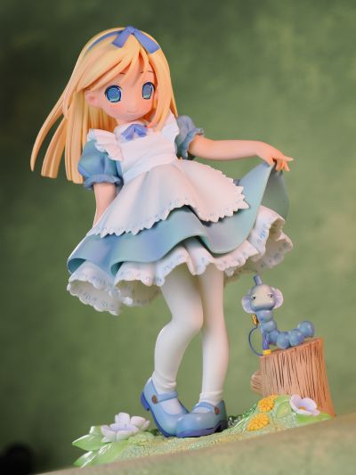 POP WONDERLAND ふしぎの国のアリス Alice