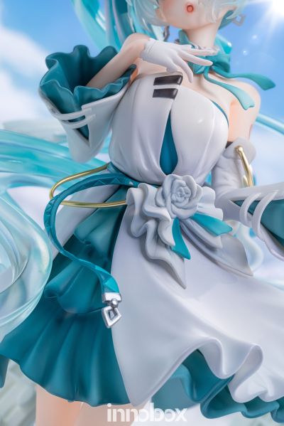 初音未来-云中曲