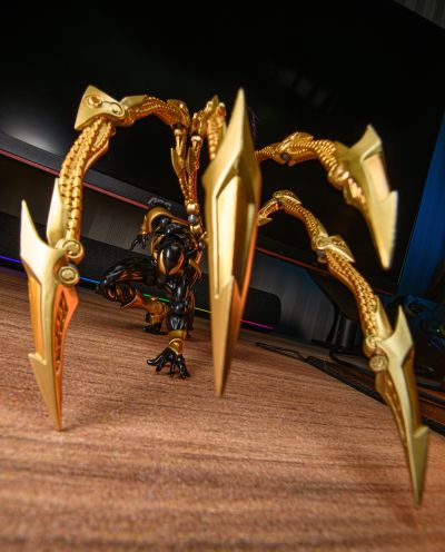 惊奇山口 转轮科技023EX  黑色钢铁蜘蛛侠