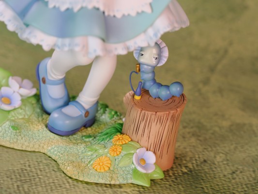 POP WONDERLAND ふしぎの国のアリス Alice