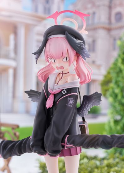 蔚蓝档案 下江小春