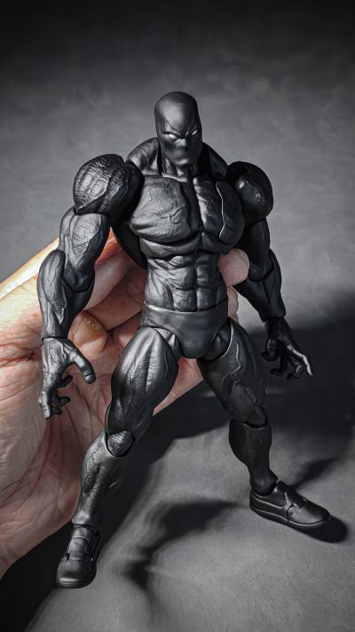 大块头黑肤限定版