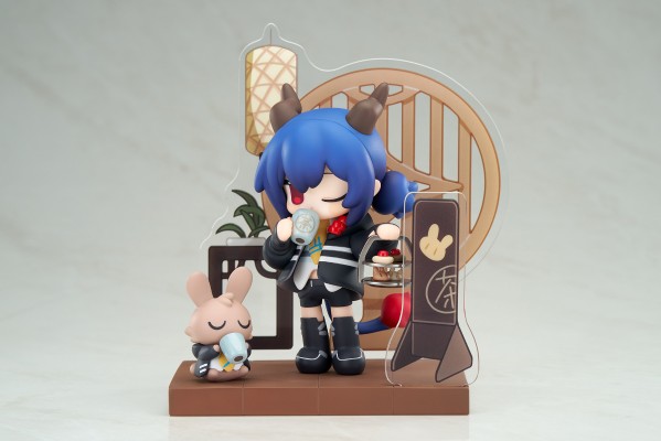 来份甜点Q版系列 明日方舟 陈