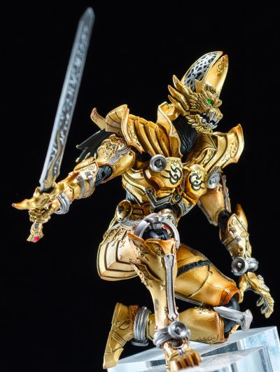 魔戒可动 牙狼 黄金骑士 牙狼（冴岛钢牙）