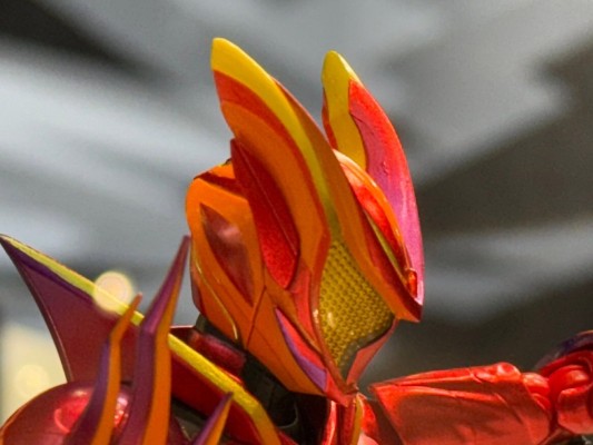 S.H.Figuarts 假面骑士加布 惊焰软糖形态