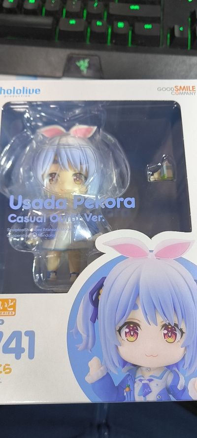 粘土人#2741 hololive 兔田佩克拉 便装