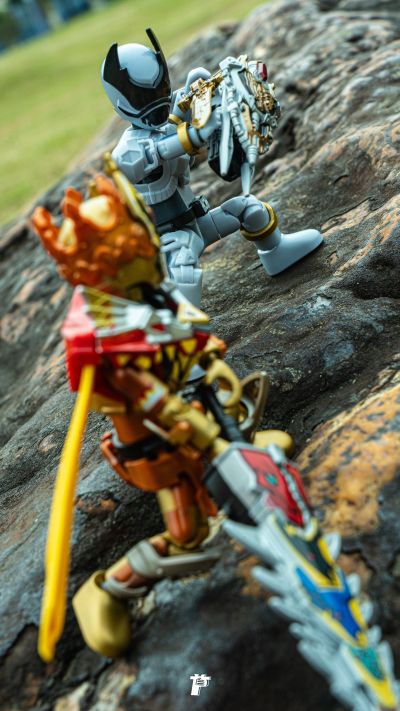 超级战队 群星版 第1弹 王铠破茧