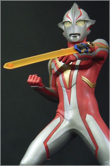 大怪兽系列 梦比优斯奥特曼 勇者形态