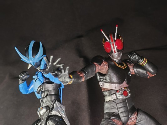 S.H.Figuarts（真骨雕制法） 银翼超人