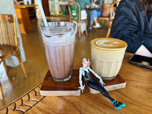 SV-Action 蜘蛛侠：平行宇宙 蜘蛛格温+蜘猪侠