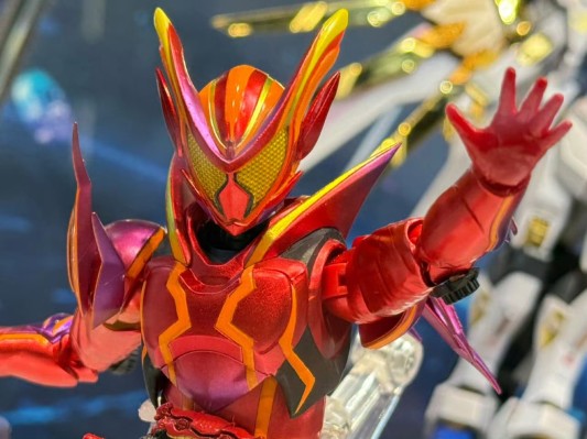 S.H.Figuarts 假面骑士加布 惊焰软糖形态