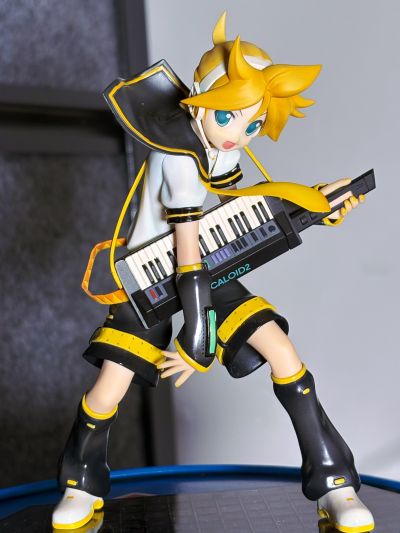 VOCALOID角色系列 02 鏡音レン