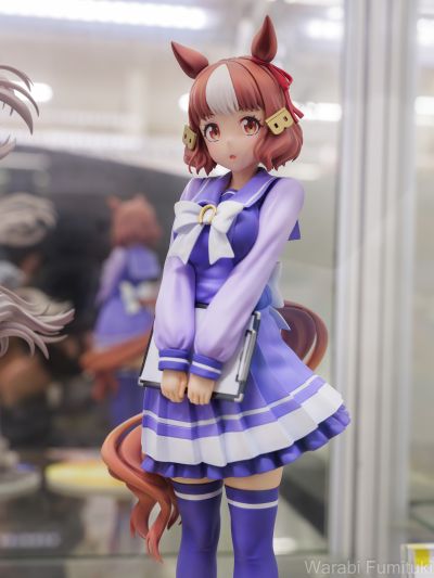 赛马娘 芦毛灰姑娘  双铃莱特