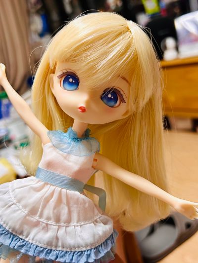 Near Harmonia Curious/Chatty/Mellow