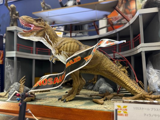 1/35比例塑料模型套件 侏罗纪公园 霸王龙