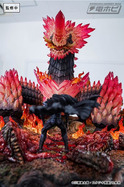 Ultimate Diorama Masterline 剑风传奇 格斯 vs 古伦贝鲁多（使徒形态）