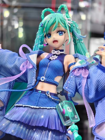 初音未来 「魔法未来 2025」