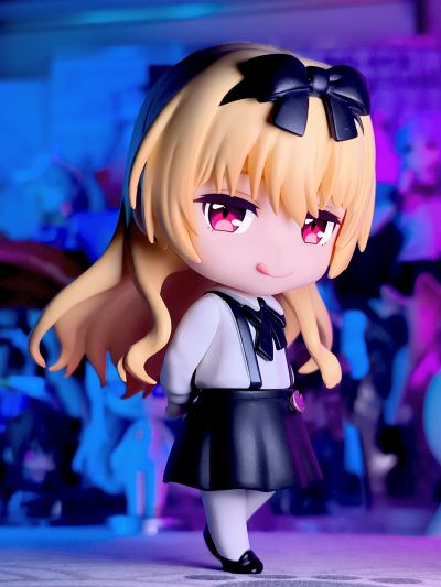 粘土人#1211 平凡职业造就世界最强 月