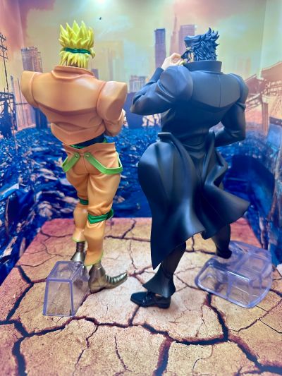 JOJO的奇妙冒险 星辰斗士 Mometria 迪奥（待检资料）