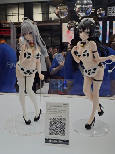 不时用俄语小声说真心话的邻桌艾莉同学 TENITOL TALL 周防有希 奶牛