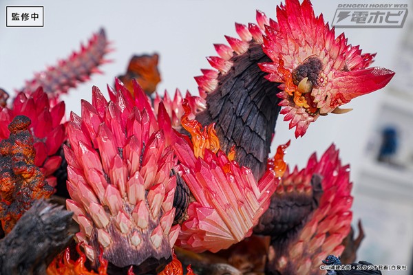 Ultimate Diorama Masterline 剑风传奇 格斯 vs 古伦贝鲁多（使徒形态）